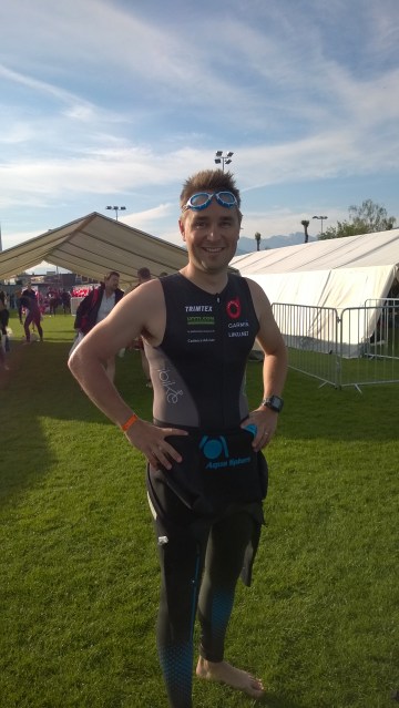 Valmiina uintiin - yläosa vielä kiinni ja lakki päähän!